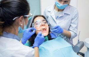 6 aesthetic dental treatments to improve your smile